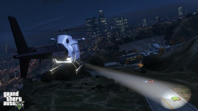 Вертолет следит за городом в GTA 5